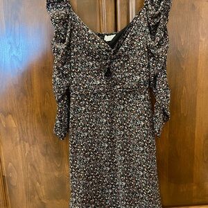 Astr the Label Black Floral Long Sleeve Dress
